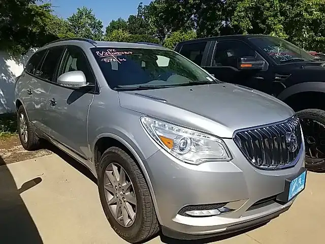 2017 Buick Enclave Convenience's photo