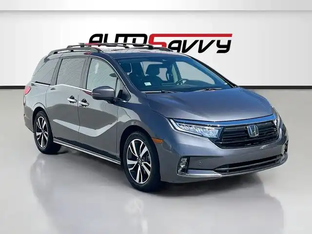 2024 Honda Odyssey Touring's photo