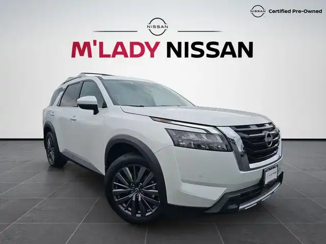 2025 Nissan Pathfinder SL 4WD's photo