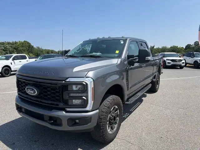 2024 Ford F-250 XLT 4x4 Crew Cab 6-3/4' Box's photo