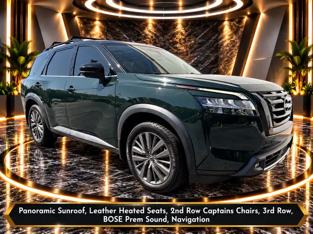 2022 Nissan Pathfinder SL FWD's photo