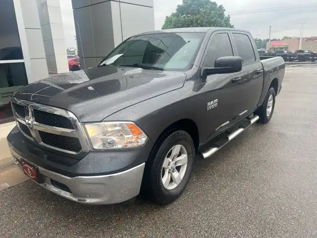 2017 RAM 1500 Tradesman Crew Cab 5'7's photo