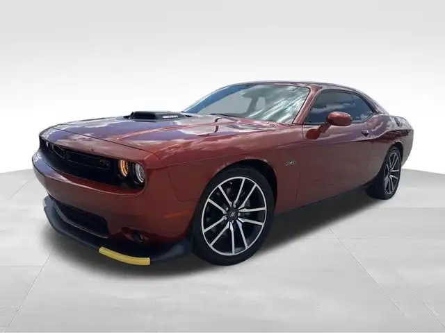 2023 Dodge Challenger R/T's photo