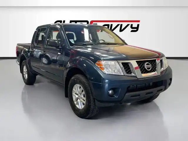 2017 Nissan Frontier 4.0 SV Crew Cab 4X4 AT SWB's photo