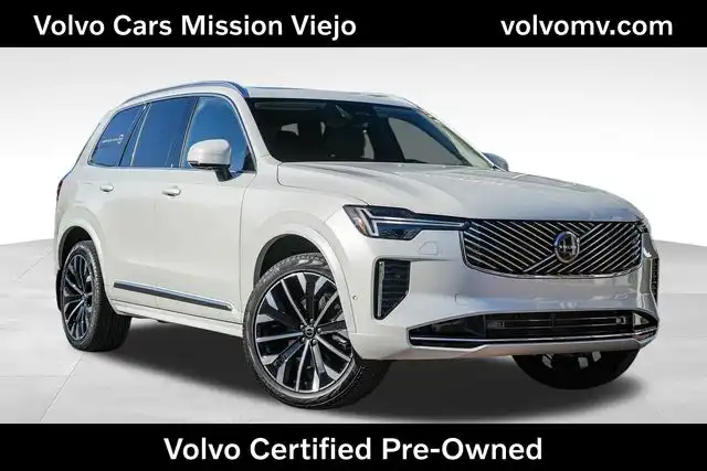 2026 Volvo XC90 B5 Plus Bright 4WD's photo
