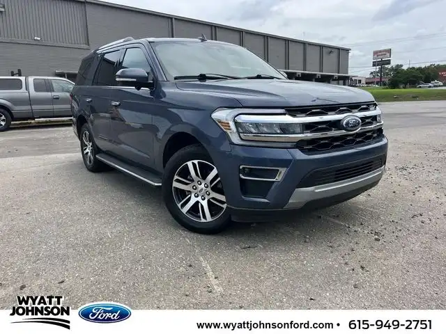 2023 Ford Expedition Limited's photo
