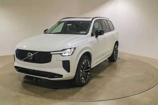 2026 Volvo XC90 T8 Recharge Ultra Bright 4WD's photo