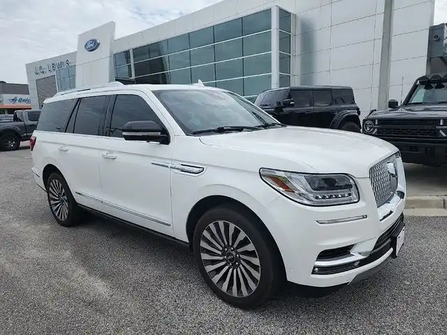 2020 Lincoln Navigator Reserve 4WD's photo