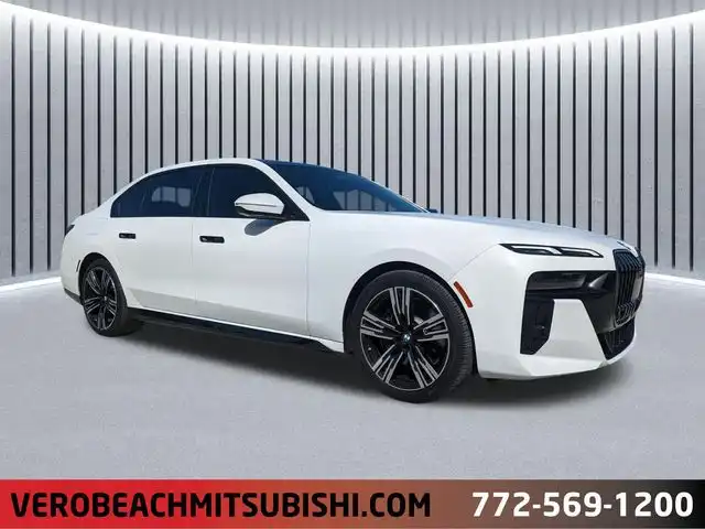 2024 BMW 7 Series 740i's photo