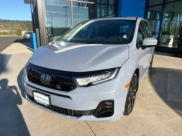 2026 Honda Odyssey Elite's photo