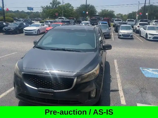 2015 Kia Sedona EX's photo