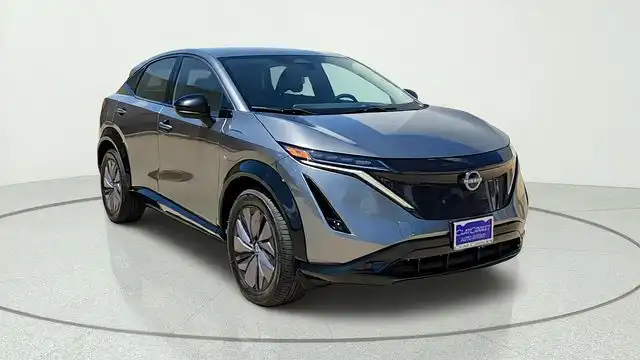 2023 Nissan Ariya Engage AWD's photo