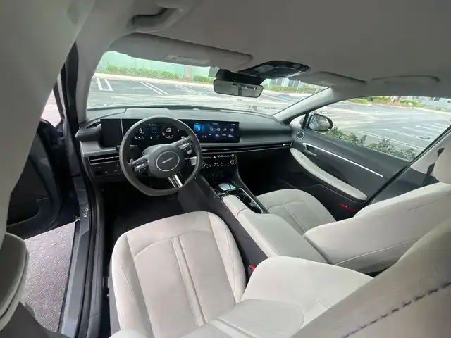 2024 Hyundai Sonata SEL's photo