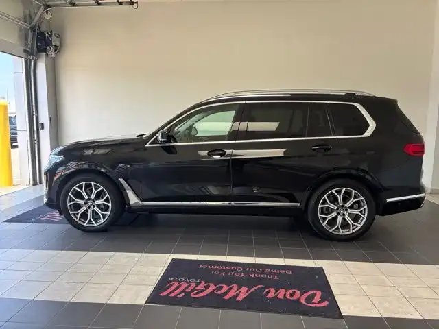 2020 BMW X7 xDrive40i's photo