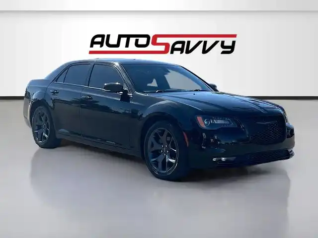 2021 Chrysler 300 S's photo