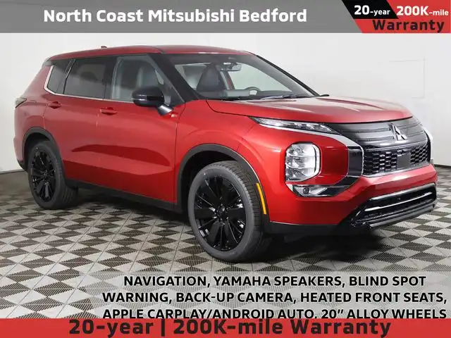 2026 Mitsubishi Outlander LE FWD's photo