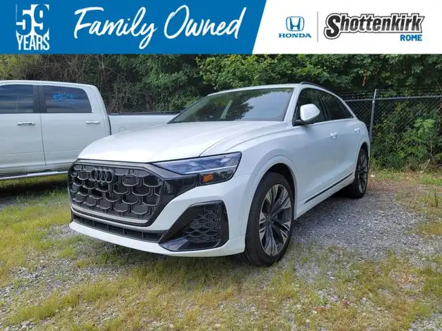 2025 Audi Q8 55 Premium Plus Tiptonic quattro's photo