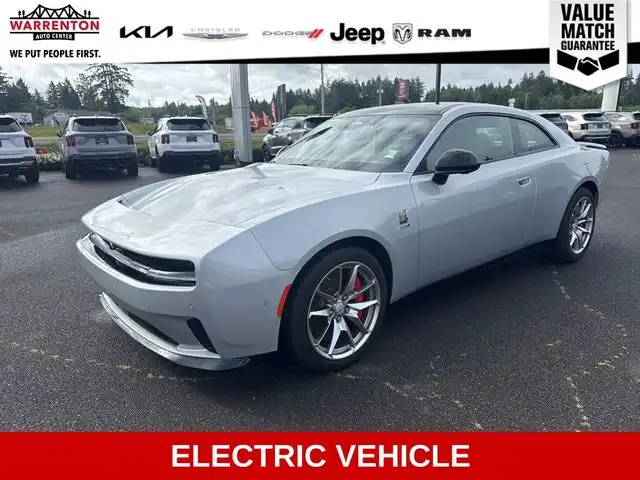 2024 Dodge Charger Daytona Scat Pack's photo