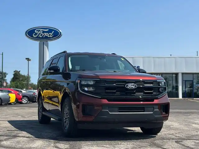 2027 Ford Expedition Active 4x4's photo