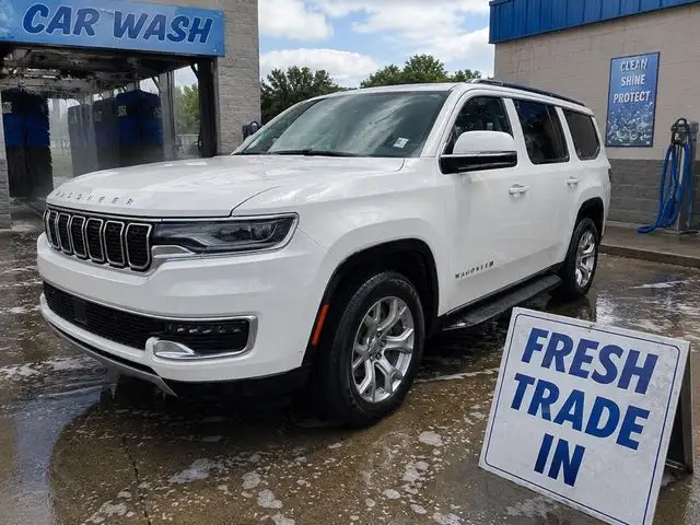 2022 Jeep Wagoneer Series II's photo