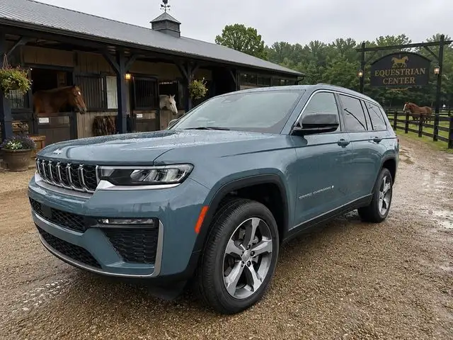 2026 Jeep Grand Cherokee L Limited 4x4's photo
