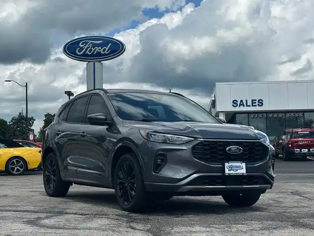 2025 Ford Escape ST-Line Elite AWD 2.0L's photo