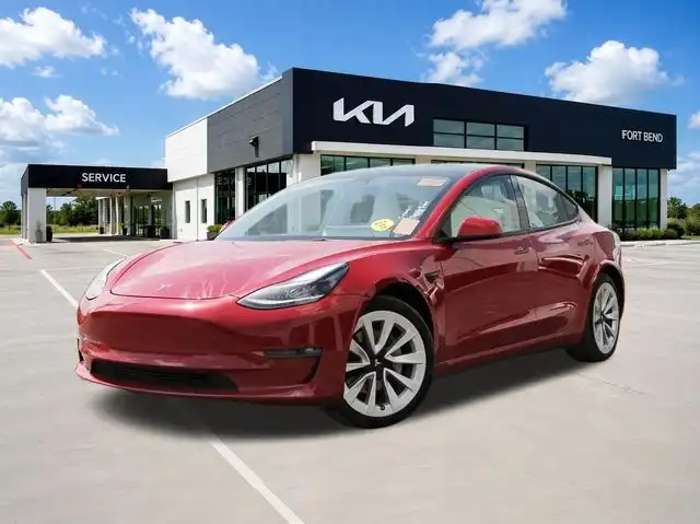 2022 Tesla Model 3 Long Range Dual Motor All-Wheel Drive's photo