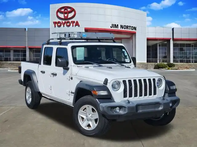2020 Jeep Gladiator Sport S's photo