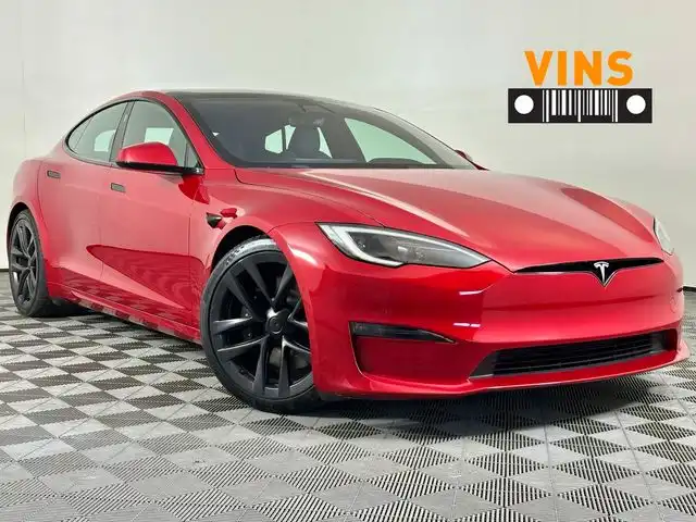 2022 Tesla Model S Base's photo