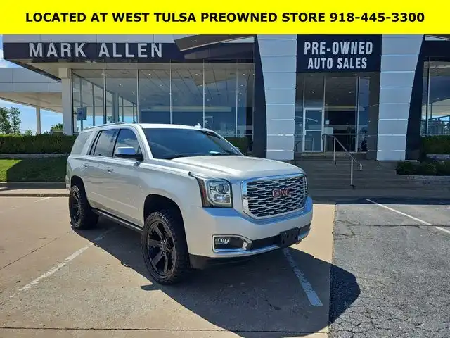 2019 GMC Yukon 4WD Denali's photo