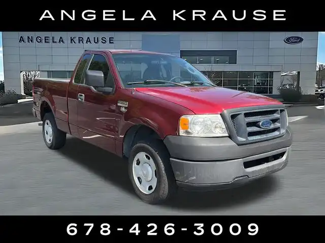 2005 Ford F-150 XL Regular Cab 126 in Styleside's photo