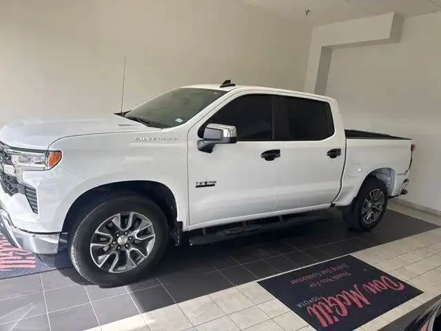 2025 Chevrolet Silverado 1500 LT Crew Cab Short Box's photo