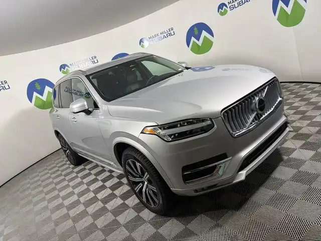 2025 Volvo XC90 B5 Core Bright 4WD's photo