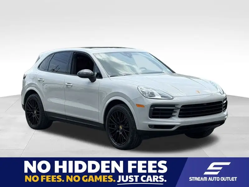 2023 Porsche Cayenne Platinum Edition photo 1