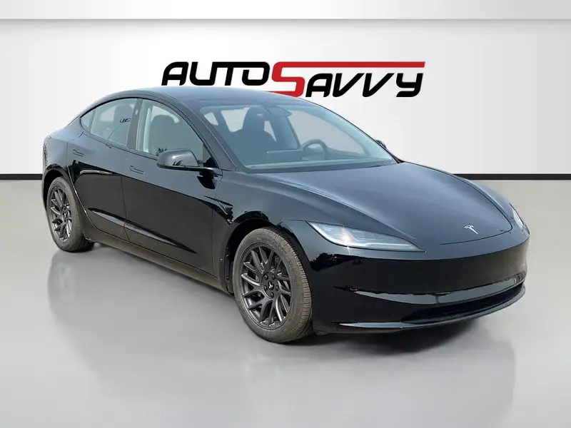 2025 Tesla Model 3 Long Range AWD photo 1