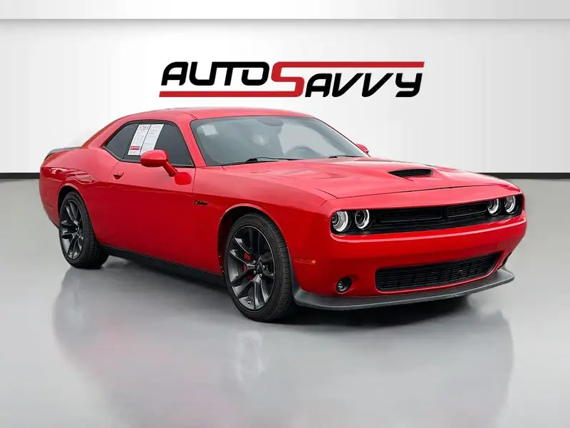 2022 Dodge Challenger R/T Scat Pack photo 1
