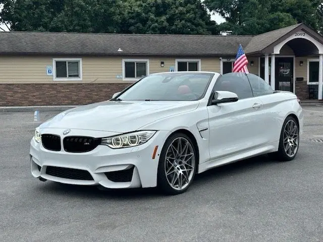 2017 BMW M4 Base photo 1