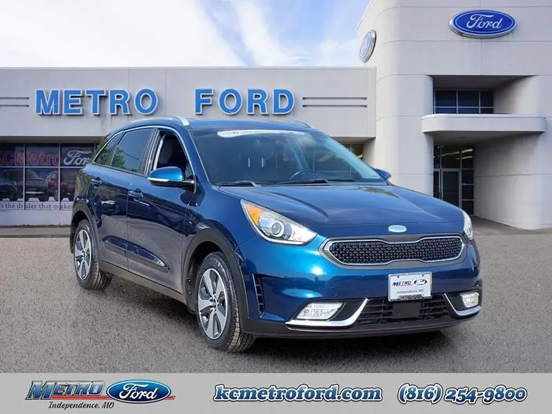 2017 Kia Niro EX photo 1