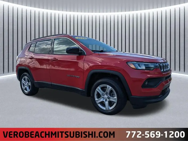 2024 Jeep Compass Latitude 4X4 photo 1