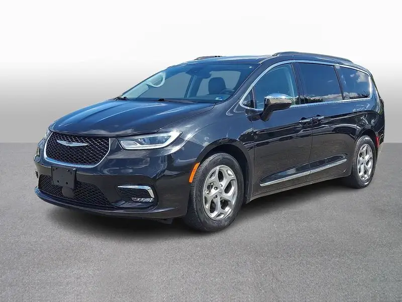 2023 Chrysler Pacifica Limited photo 1