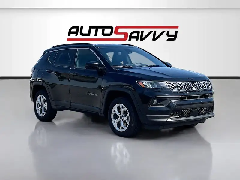 2025 Jeep Compass Latitude 4X4 photo 1