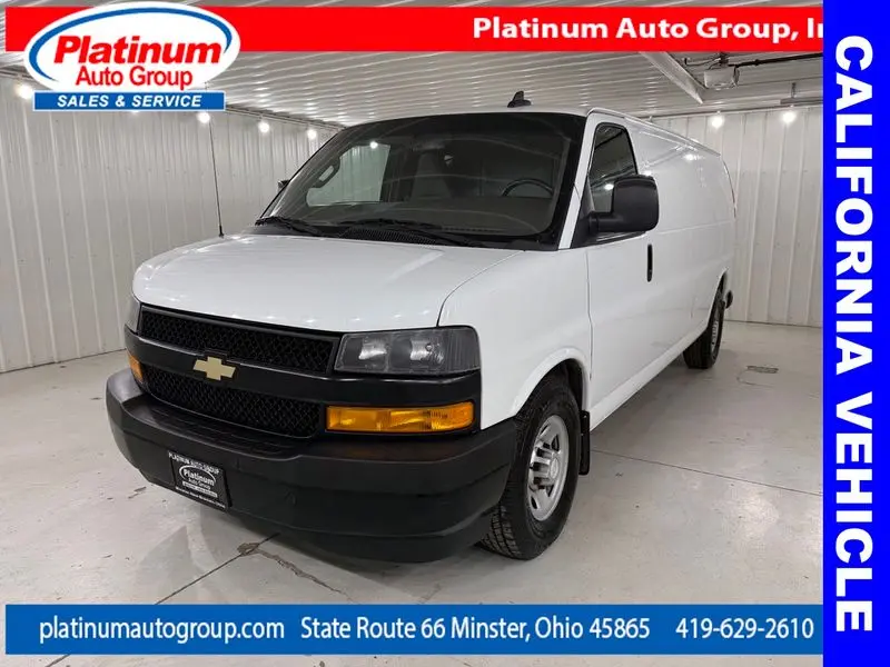 2018 Chevrolet Express 3500 Extended Work Van photo 1