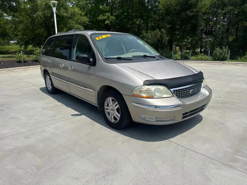 2003 Ford Windstar SE photo 1