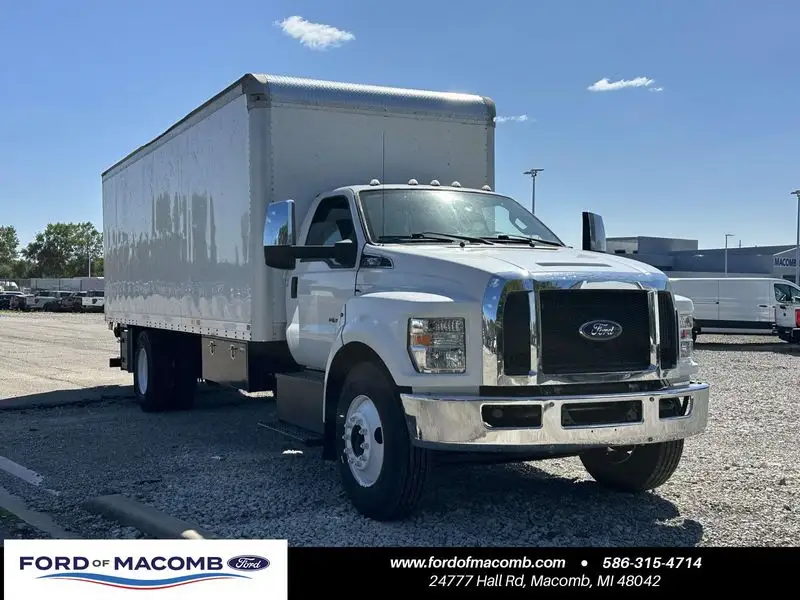 2021 Ford F-650 Base SD photo 1