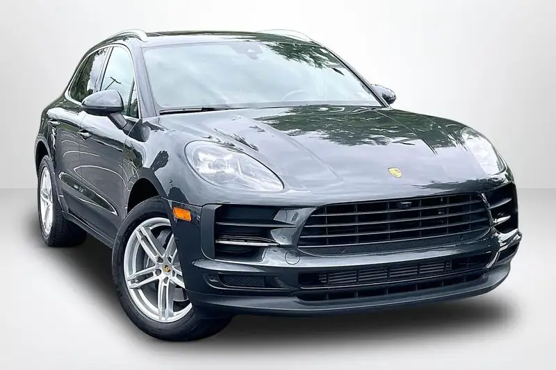 2021 Porsche Macan Base photo 1