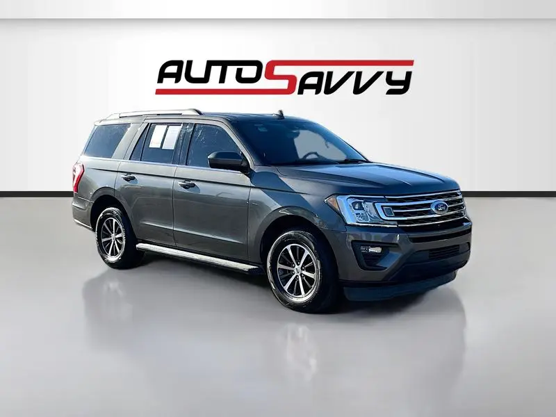 2021 Ford Expedition XLT photo 1