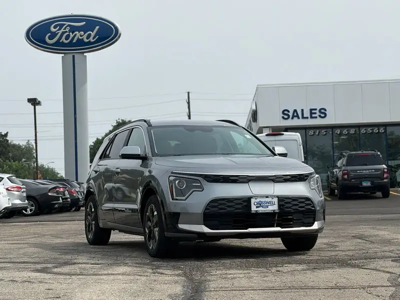 2023 Kia Niro Wind EV photo 1