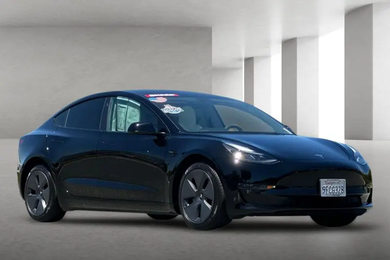 2023 Tesla Model 3 Base photo 1