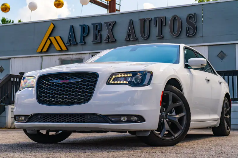 2023 Chrysler 300 S photo 1
