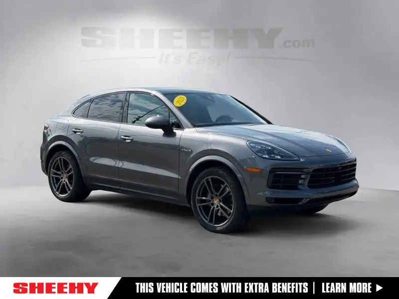 2023 Porsche Cayenne E-Hybrid photo 1
